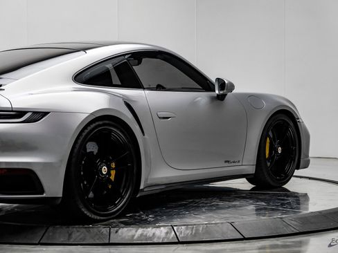 Used 2021 Porsche 911 Turbo S image 19