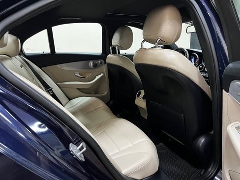 Used 2018 Mercedes-Benz C 300 4MATIC Sedan image 20
