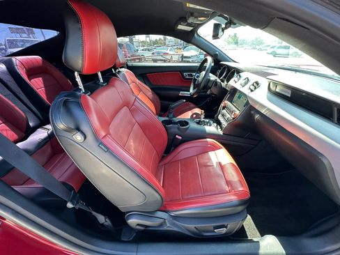 Used 2017 Ford Mustang Premium RWD image 10