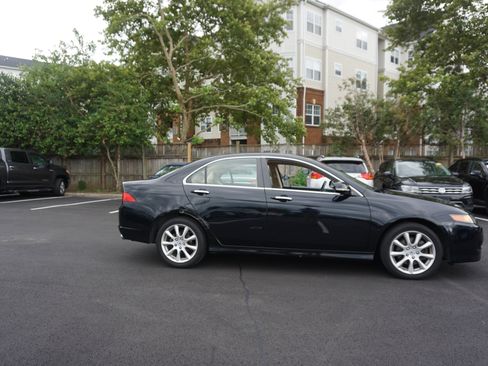 Used 2008 Acura TSX w/ Navigation FWD image 3