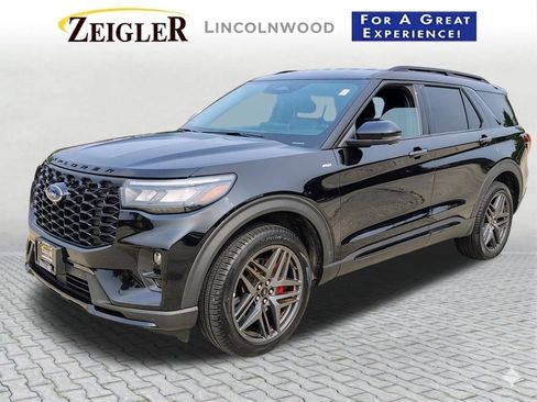 Used 2025 Ford Explorer ST-Line w/ ST-Line Street Pack AWD/4WD image 5