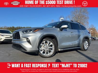 Used 2022 Toyota Highlander Limited