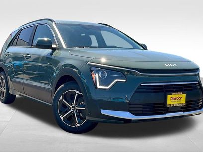 New 2025 Kia Niro EX