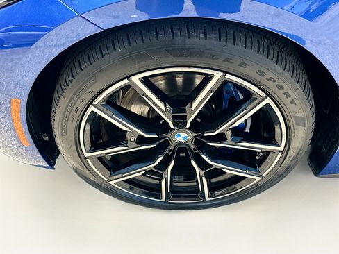 Used 2025 BMW i4 eDrive40 w/ M Sport Package RWD image 33