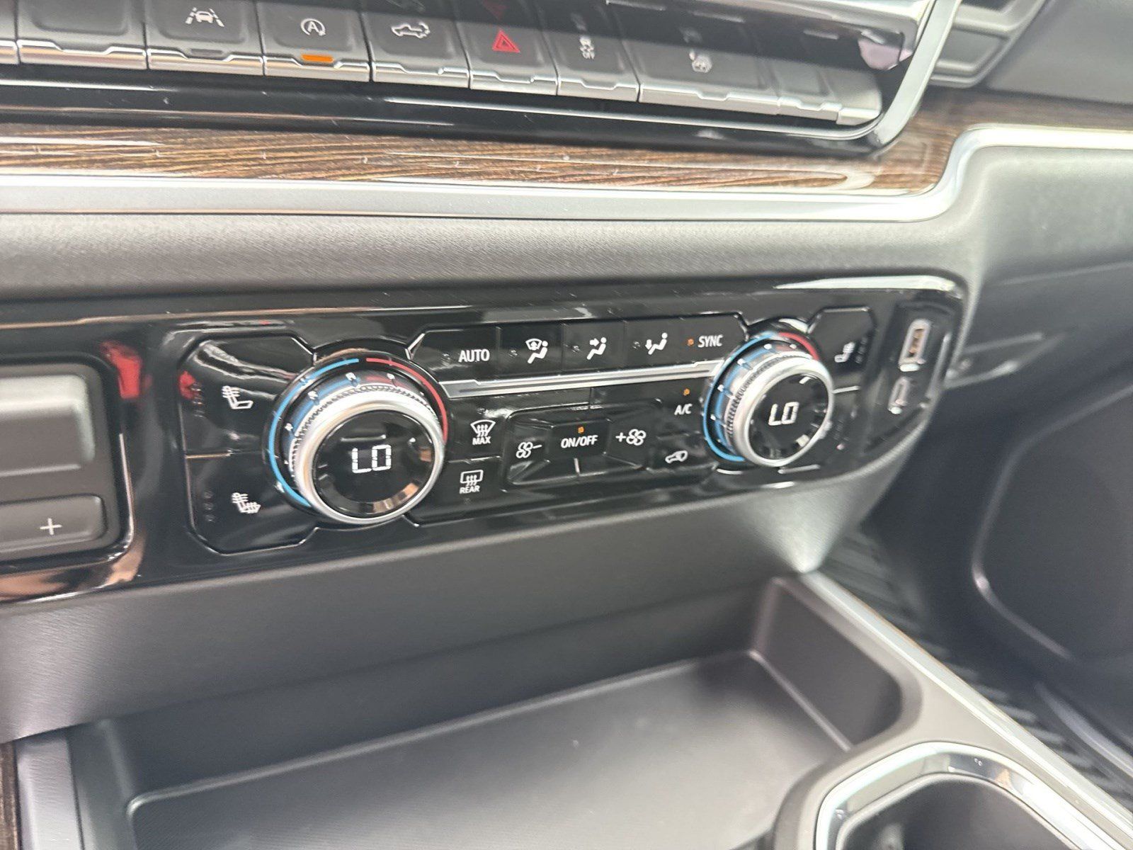 New 2026 GMC Sierra 1500 Elevation AWD/4WD image 16