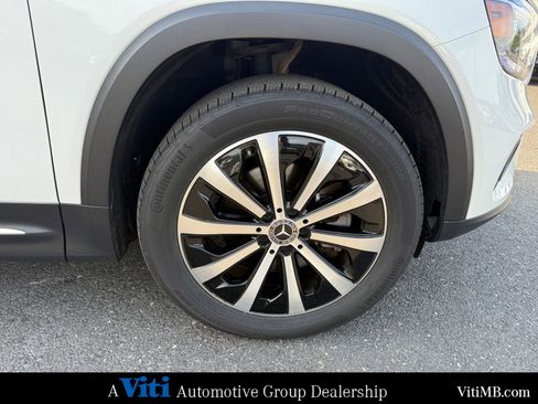 Used 2022 Mercedes-Benz GLB 250 4MATIC image 15