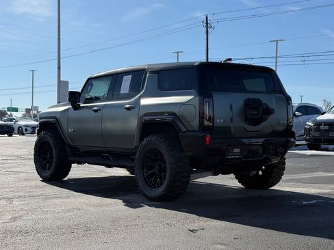 Used 2024 GMC Hummer EV 3X image 9