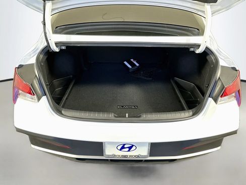 Certified 2026 Hyundai Elantra Sport FWD image 24