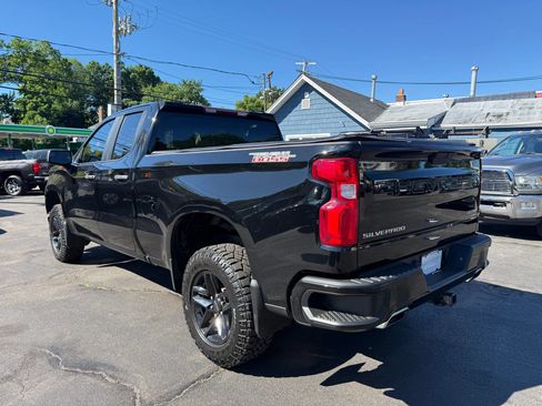 Used 2019 Chevrolet Silverado 1500 Custom Trail Boss w/ Custom Convenience Package AWD/4WD image 9