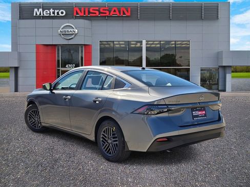 New 2026 Nissan Sentra SV image 4