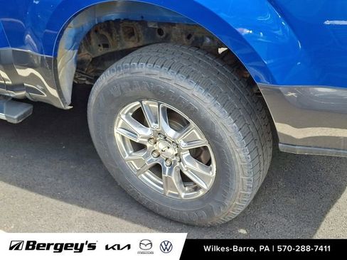 Used 2016 Ford F150 XLT w/ Equipment Group 302A Luxury image 9