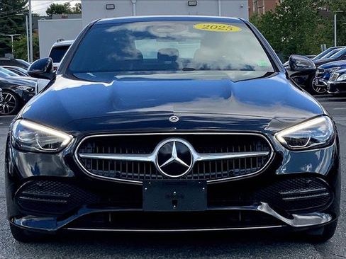 Used 2025 Mercedes-Benz C 300 4MATIC Sedan image 2