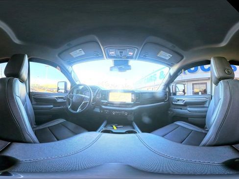 Used 2024 Chevrolet Silverado 3500 LTZ w/ LTZ Plus Package image 32