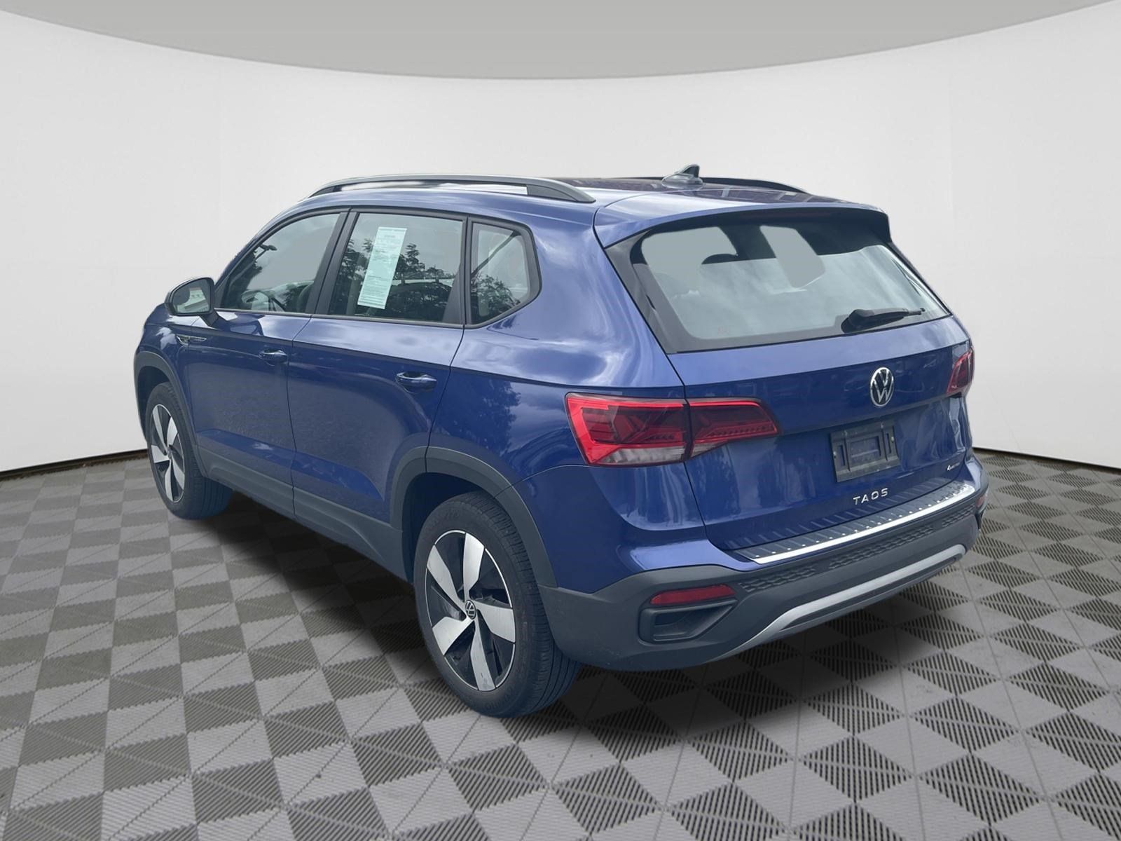 Used 2024 Volkswagen Taos S AWD/4WD image 5