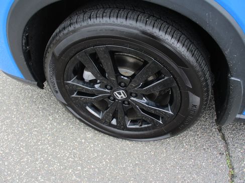 Certified 2026 Honda HR-V Sport image 9