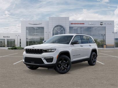 New 2025 Jeep Grand Cherokee Limited w/ Black Appearance Package