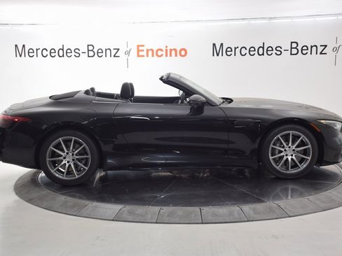 New 2025 Mercedes-Benz SL 43 AMG image 8