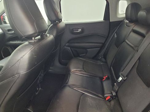 Used 2018 Jeep Compass Latitude image 18