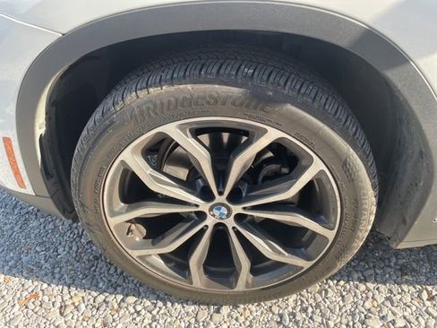 Used 2023 BMW X4 xDrive30i w/ Premium Package image 28