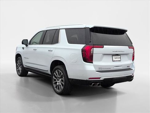 New 2026 GMC Yukon Denali w/ Sun & Power Step Package image 4