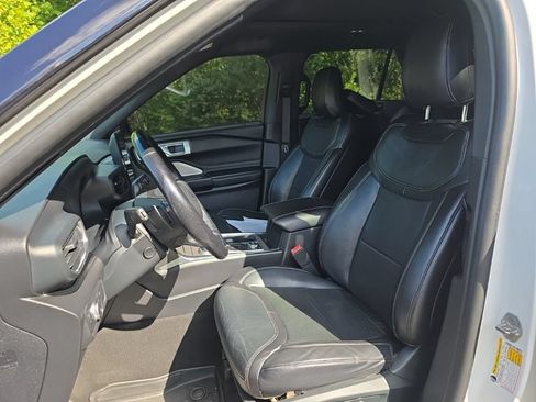Used 2020 Ford Explorer ST w/ ST Street Pack AWD/4WD image 11