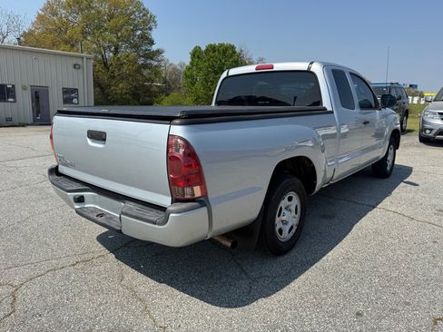 Used 2013 Toyota Tacoma 2WD Access Cab image 7