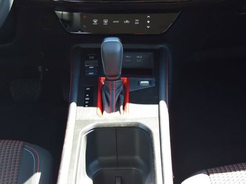 New 2026 Nissan Kicks SR FWD image 14