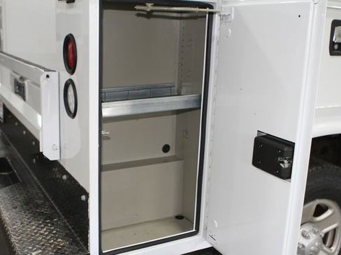 Used 2017 RAM 3500 Tradesman RWD image 43
