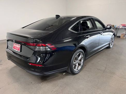 Used 2023 Honda Accord EX image 3