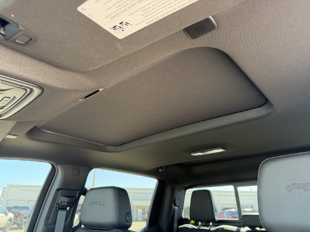 New 2026 GMC Sierra 1500 AT4 w/ AT4 Premium Package AWD/4WD image 21