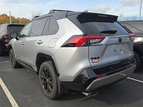 Used 2025 Toyota RAV4 XSE image 4