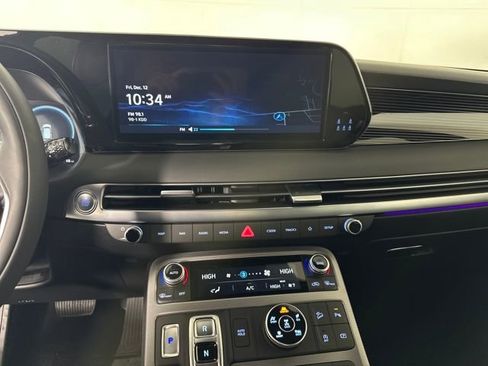 Used 2025 Hyundai Palisade Calligraphy image 21