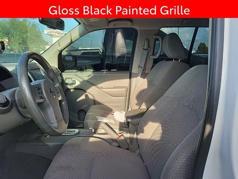 Used 2020 Nissan Frontier SV w/ Midnight Edition Floor Mats AWD/4WD image 6