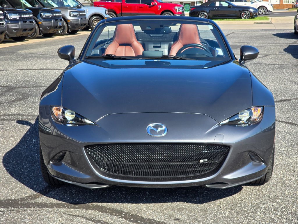 Used 2022 MAZDA MX-5 Miata Grand Touring w/ Weather Package RWD image 22