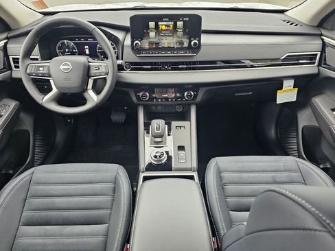 New 2026 Nissan Rogue SL AWD/4WD image 9