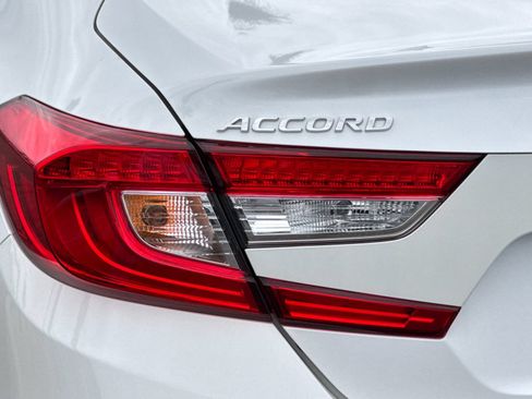 Used 2022 Honda Accord EX-L image 24
