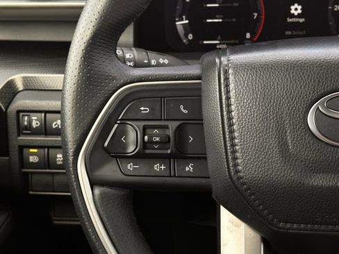 Certified 2025 Toyota 4Runner Limited image 15