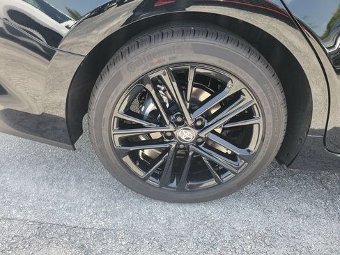 New 2026 Toyota Camry SE w/ Convenience Package FWD image 30