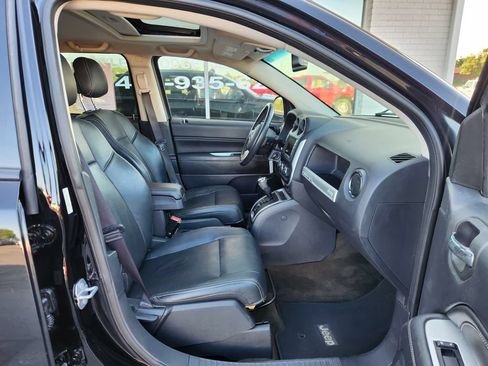 Used 2017 Jeep Compass High Altitude FWD image 10