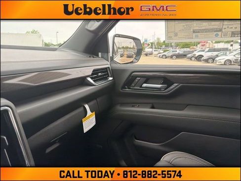 New 2026 GMC Yukon Elevation AWD/4WD image 37