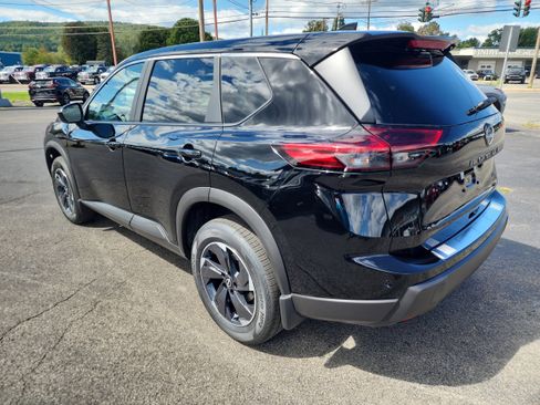 New 2026 Nissan Rogue SV image 6