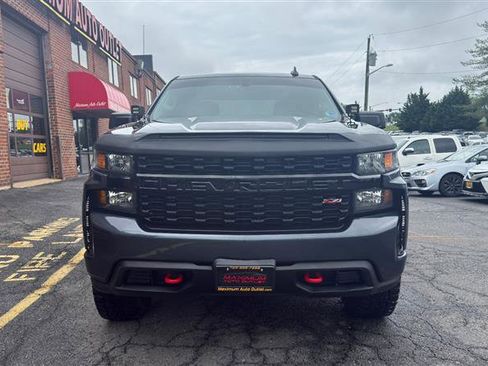 Used 2020 Chevrolet Silverado 1500 Custom Trail Boss w/ Custom Convenience Package AWD/4WD image 2