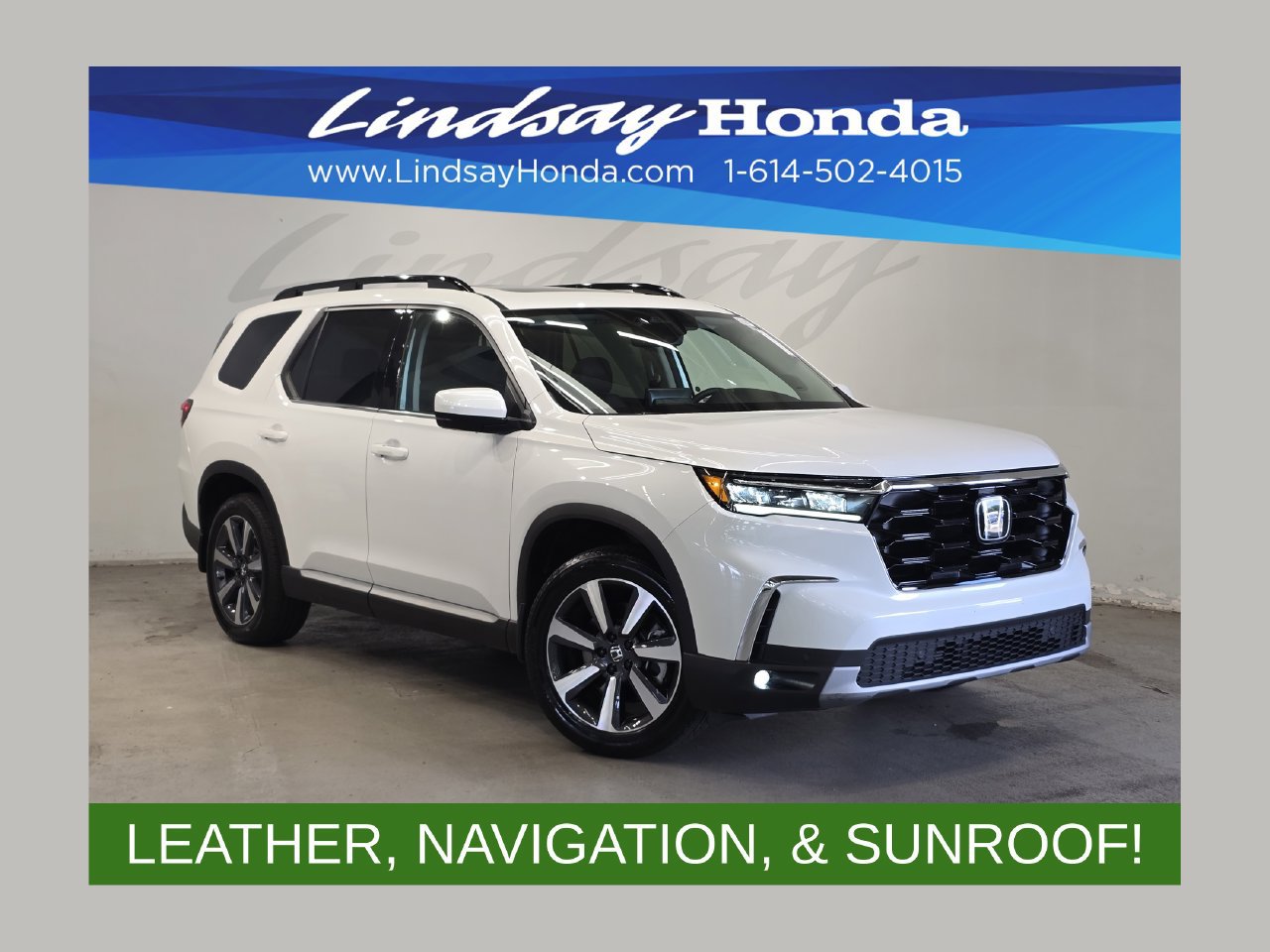 Used 2025 Honda Pilot Touring image 1