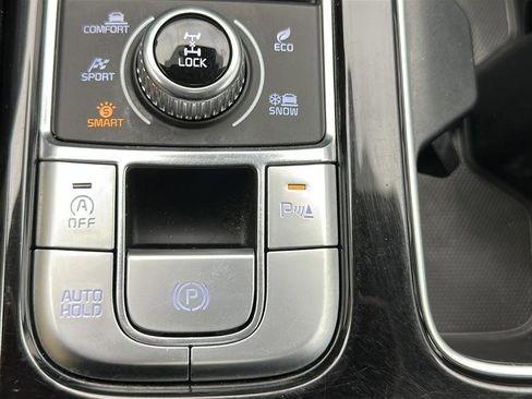 Used 2025 Kia Telluride S AWD/4WD image 26