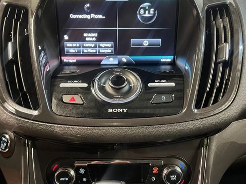 Used 2014 Ford Escape Titanium w/ Equipment Group 401A FWD image 15