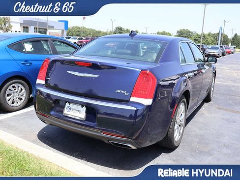Used 2017 Chrysler 300 C AWD/4WD image 22