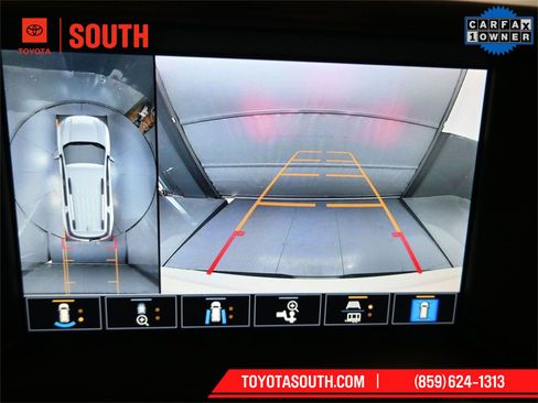 Used 2022 GMC Acadia AT4 w/ Technology Package image 14