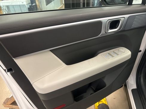 New 2026 Hyundai Santa Fe SE FWD image 11