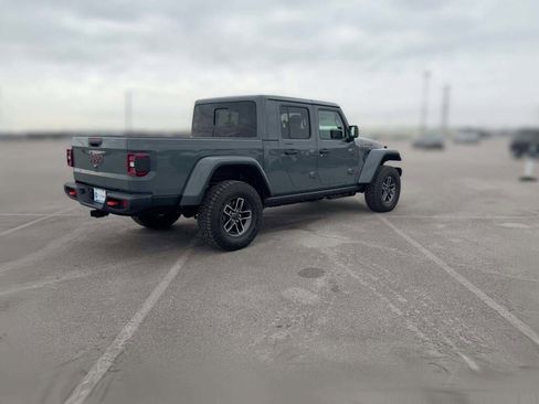 New 2026 Jeep Gladiator Mojave image 12