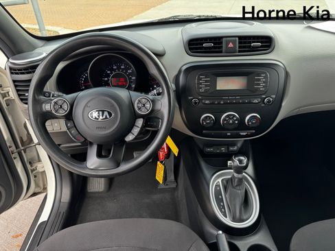 Used 2016 Kia Soul image 15
